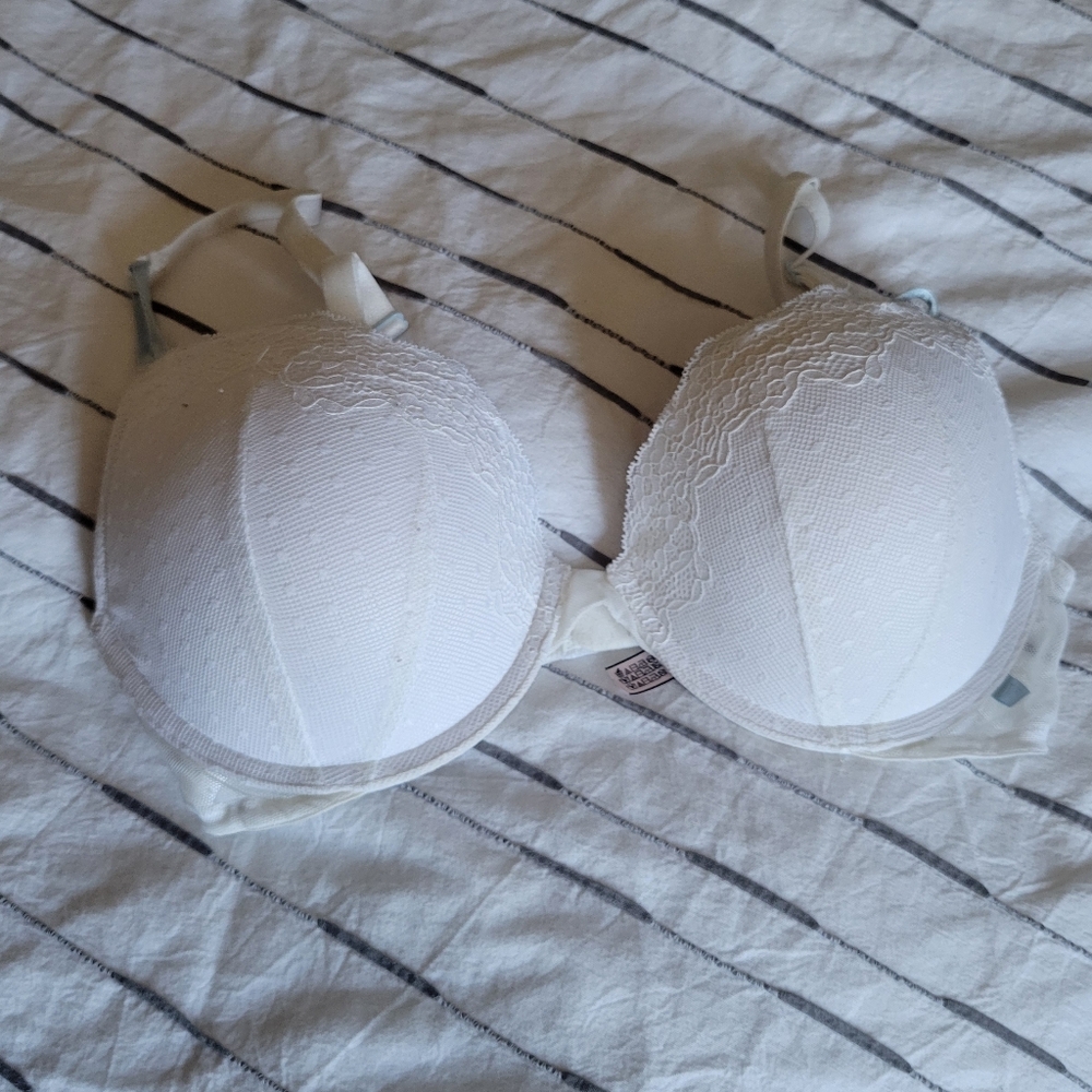 34D White Lace VS Push Up Bra